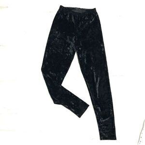 Luxurious Black Velvet Leggings Soft Stretchy Pants Elegant Loungewear